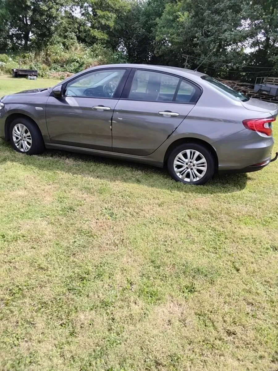 2017 Fiat Tipo - Image 3