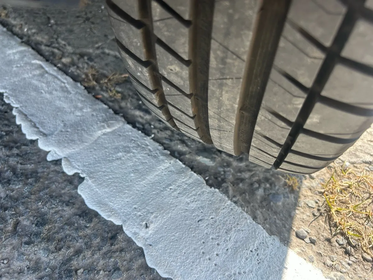 Car - Image 6