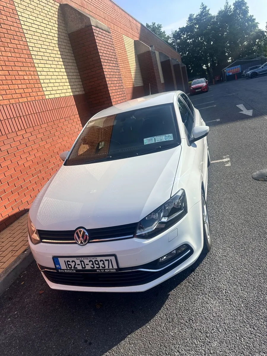 Volkswagen Polo 2016 - Image 2