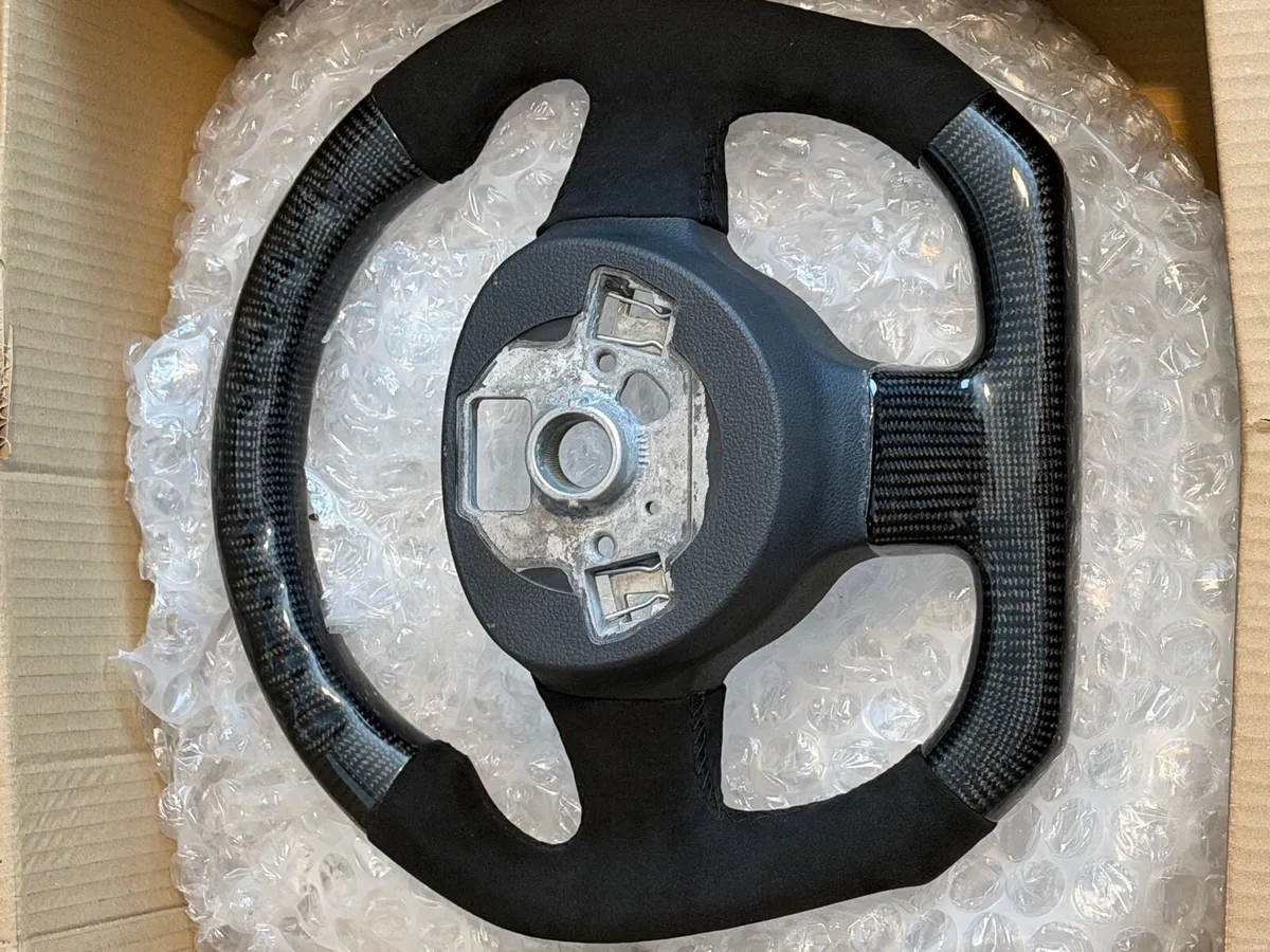 Steering wheel VW Mk5 Polo - Image 3