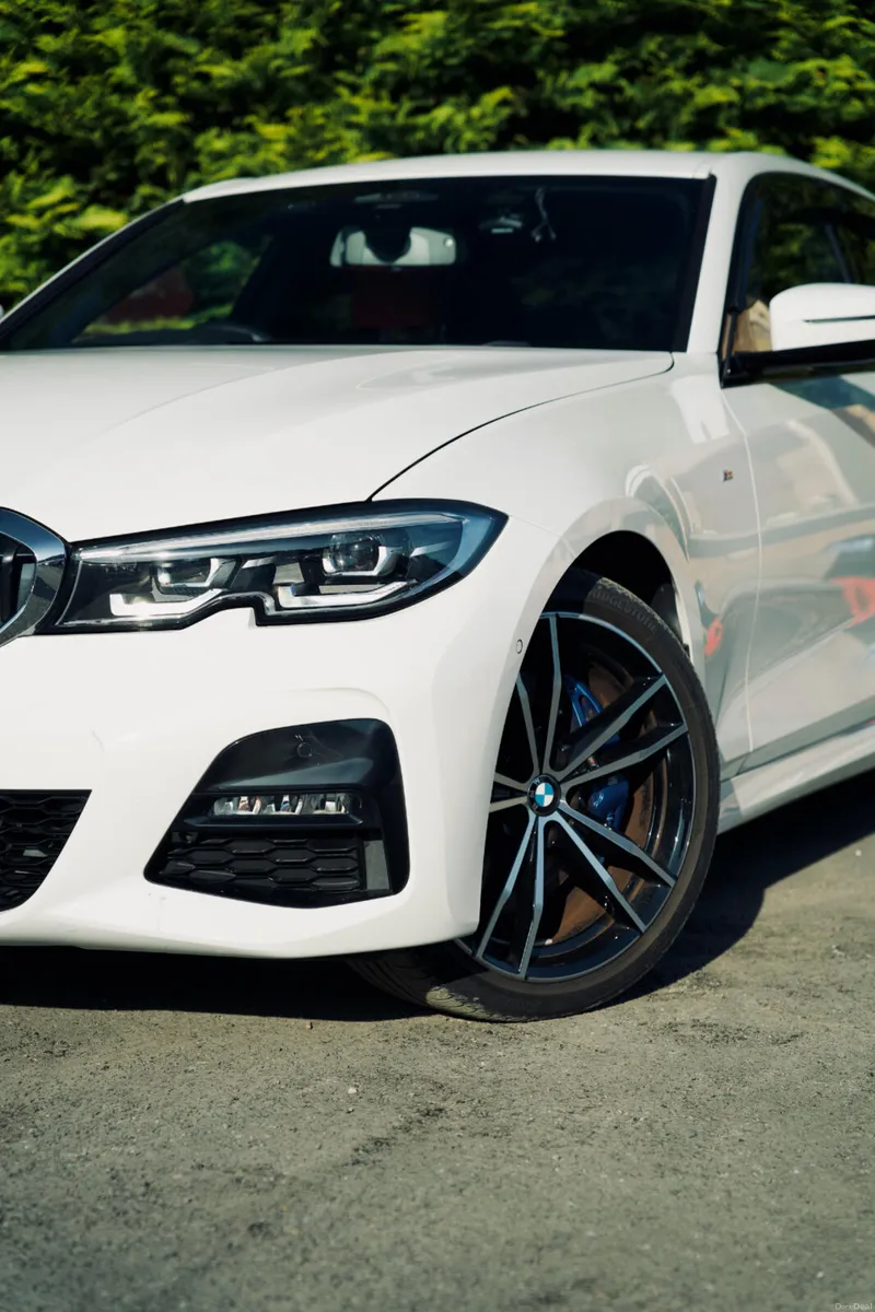 BMW 320D X-Drive M-Sport 2021- Extremely Low kms - Image 5
