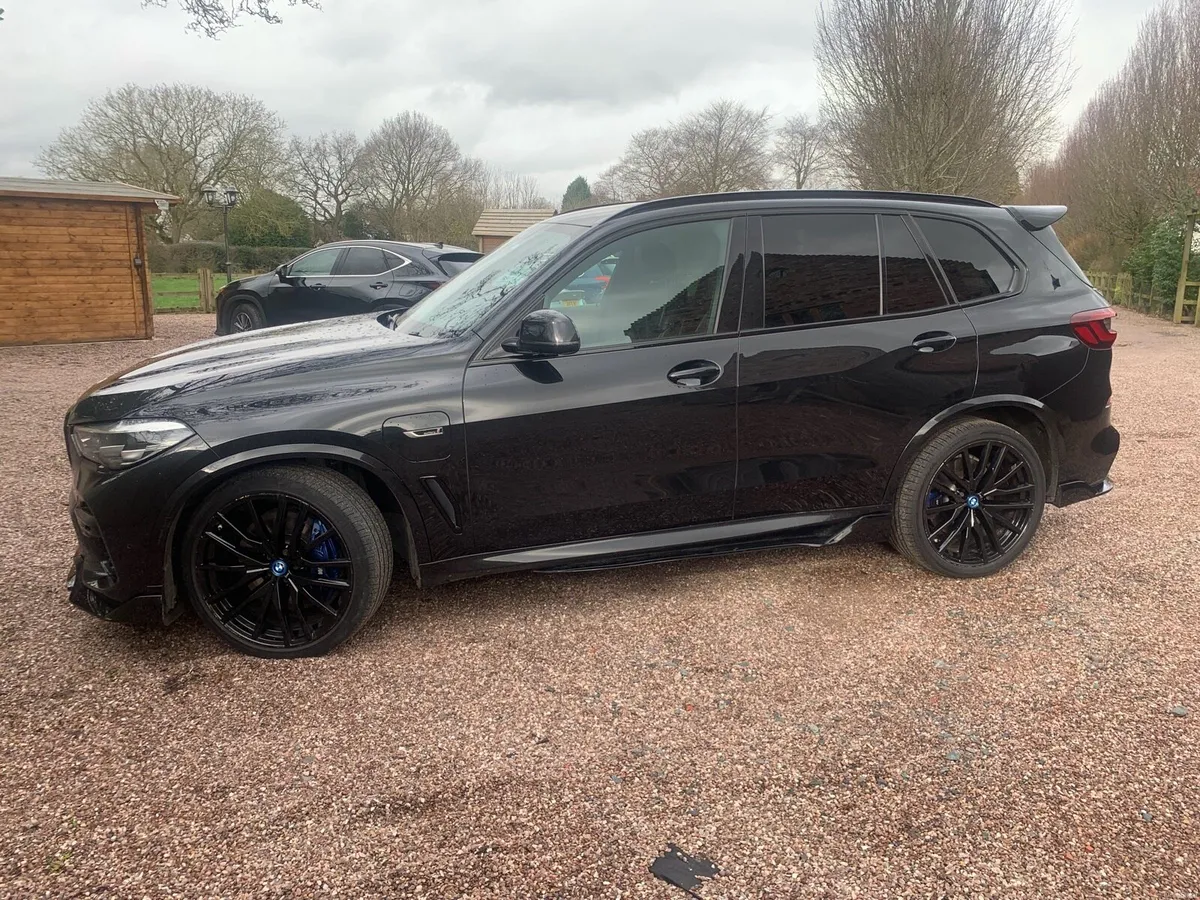 BMW X5 45e - Image 4
