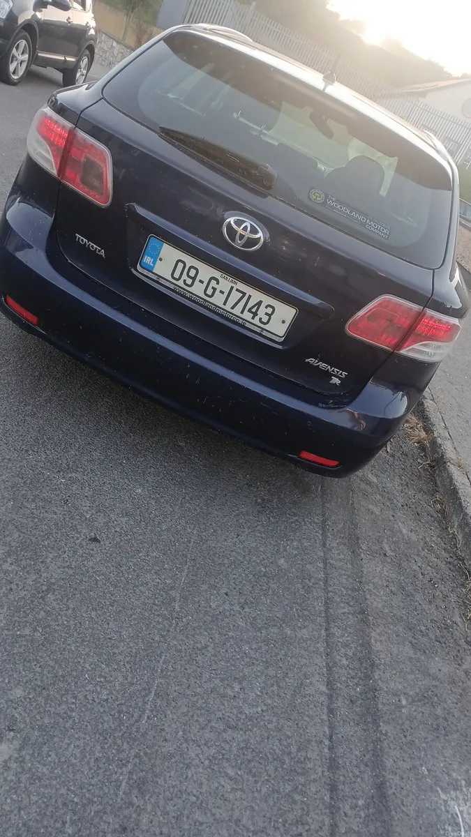 2009 toyota avensis 2.0L diesel manual - Image 2