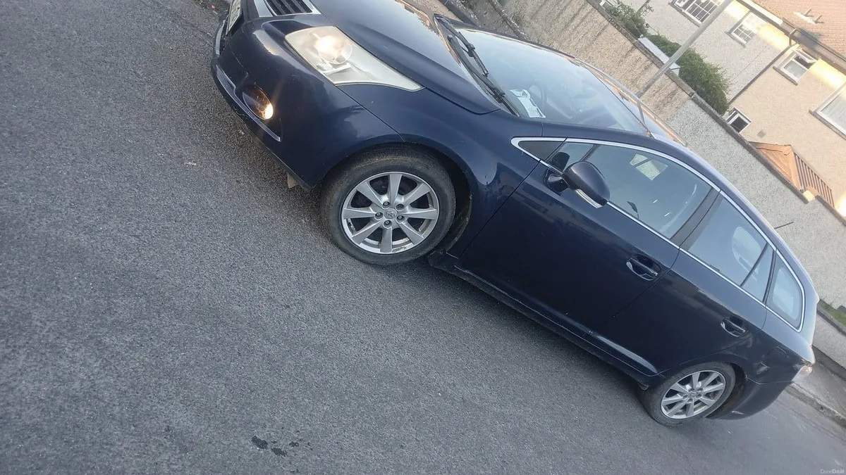 2009 toyota avensis 2.0L diesel manual - Image 6