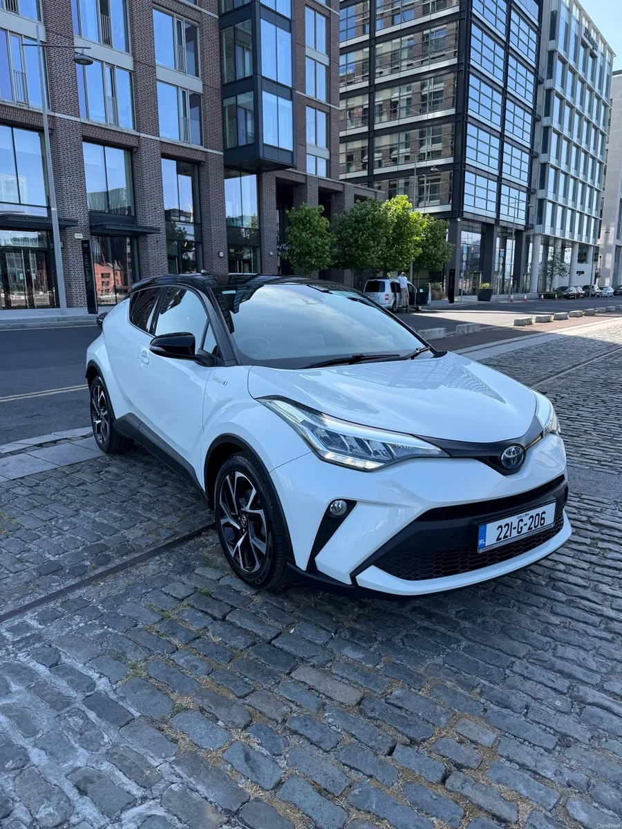 2022 Toyota C-HR Sport Bi-Tone Hybrid Auto - Image 1
