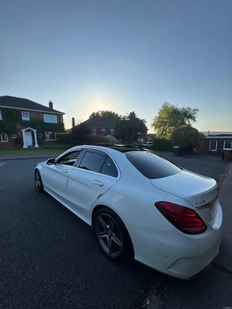 Mecedes c220 Amg line 2.1L - Image 4