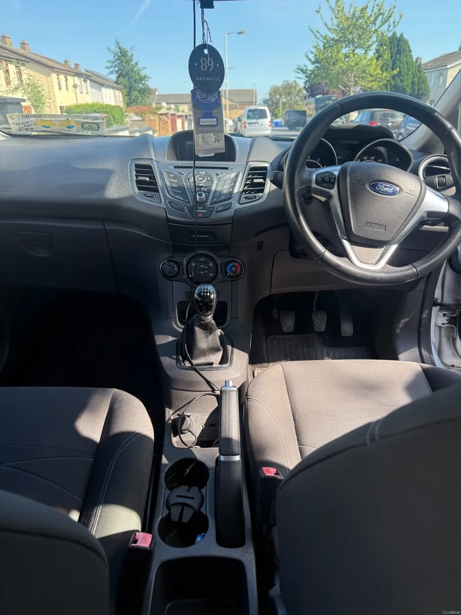 Ford Fiesta 2016 - Image 5