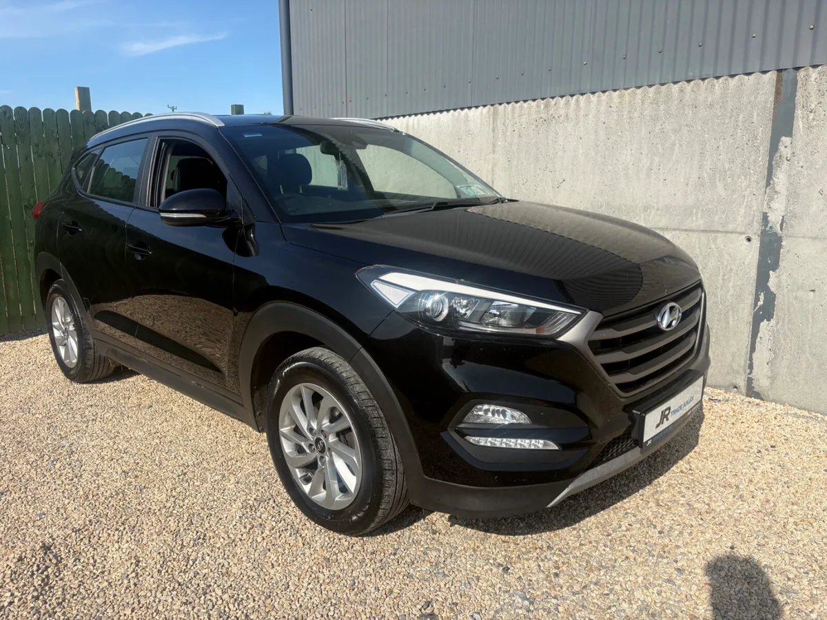 2017 Hyundai Tucson Premium Spec - Image 4