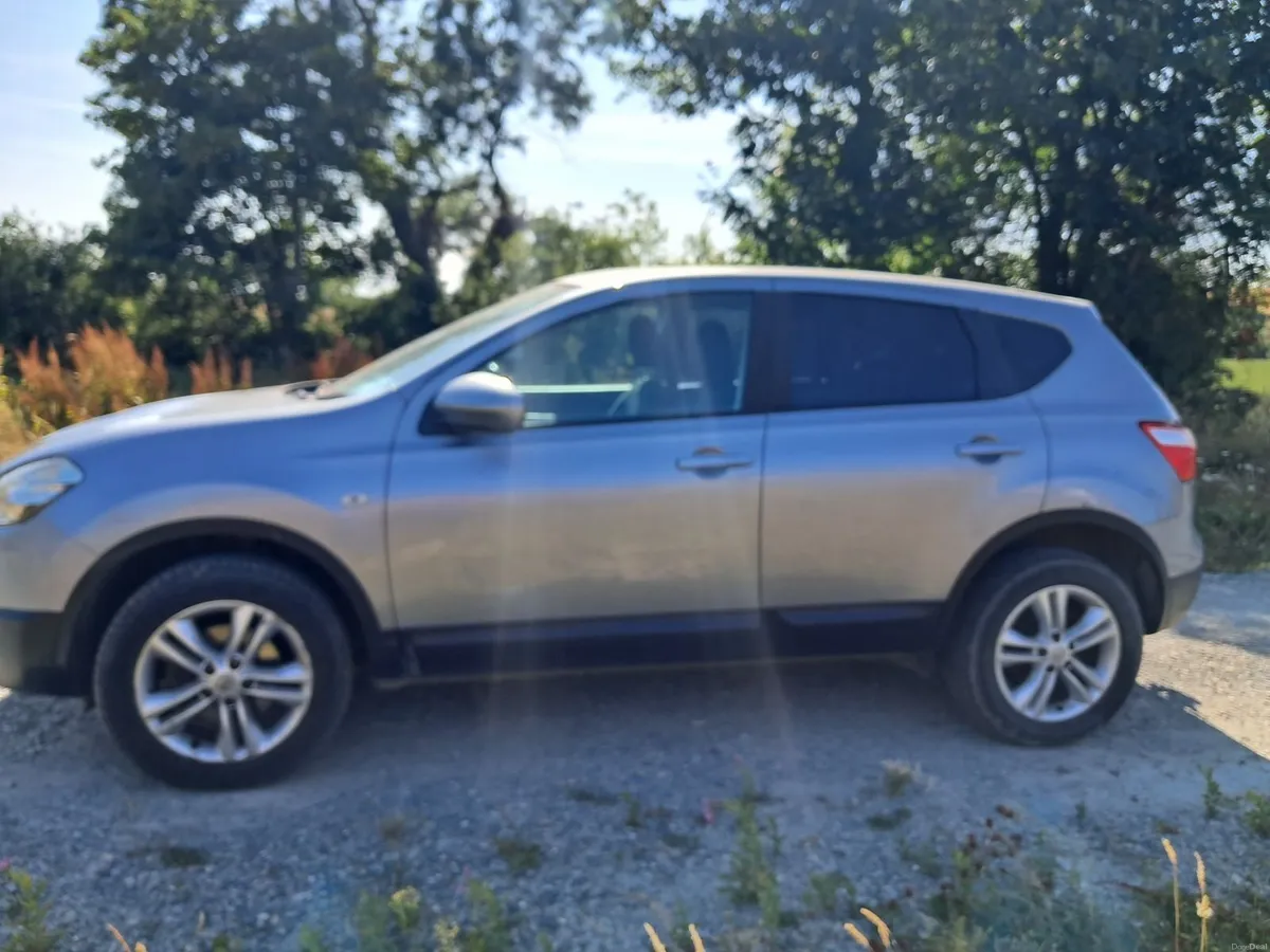 Nissan Qashqai 2010 - Image 1