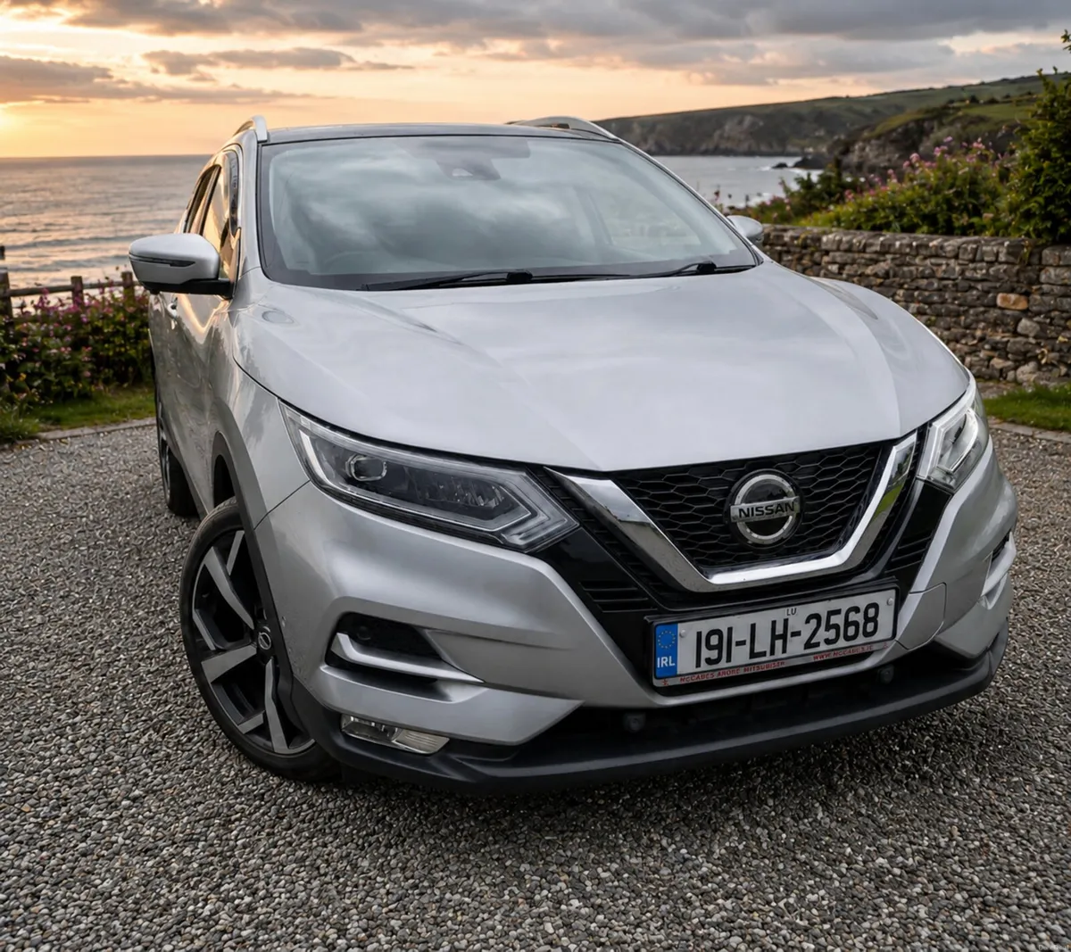 Nissan Qashqai 2019 -Highest Spec €16500 ONO - Image 2