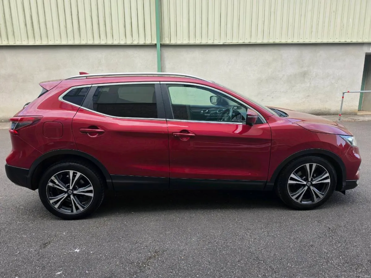 Nissan Qashqai 1.5 Diesel - Image 3