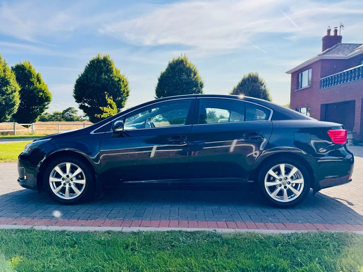 Toyota Avensis 2.0 D4D T-SPIRIT - Image 2