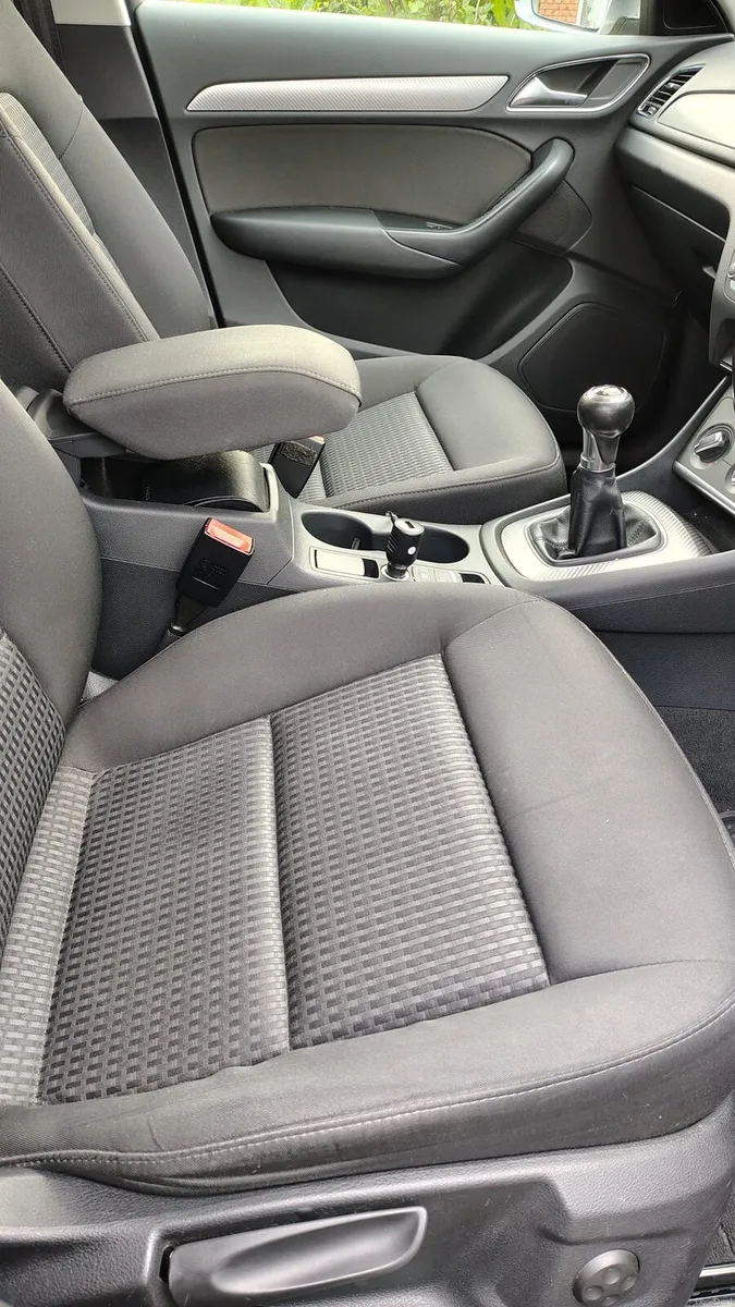 Car - Image 6