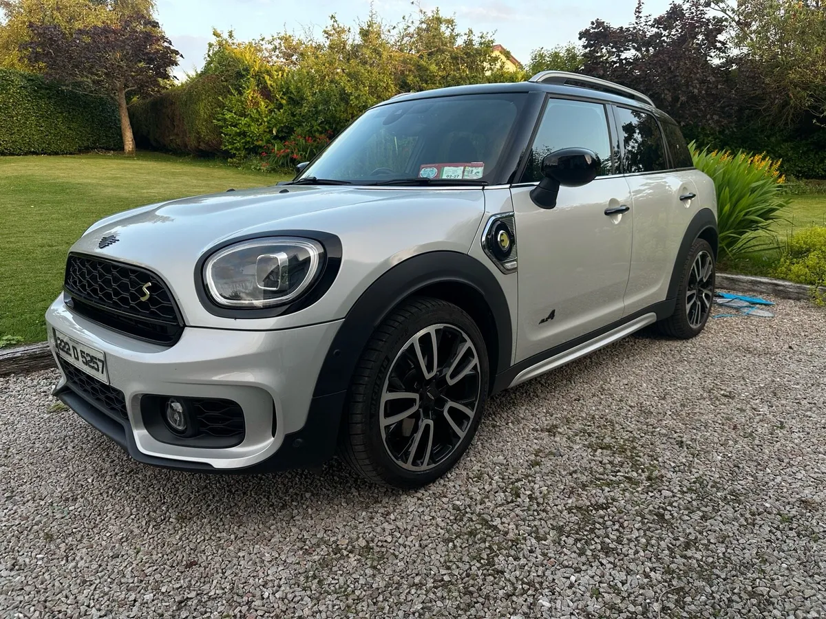 2022 Mini Countryman Cooper SE ALL4 Sport PHEV - Image 1