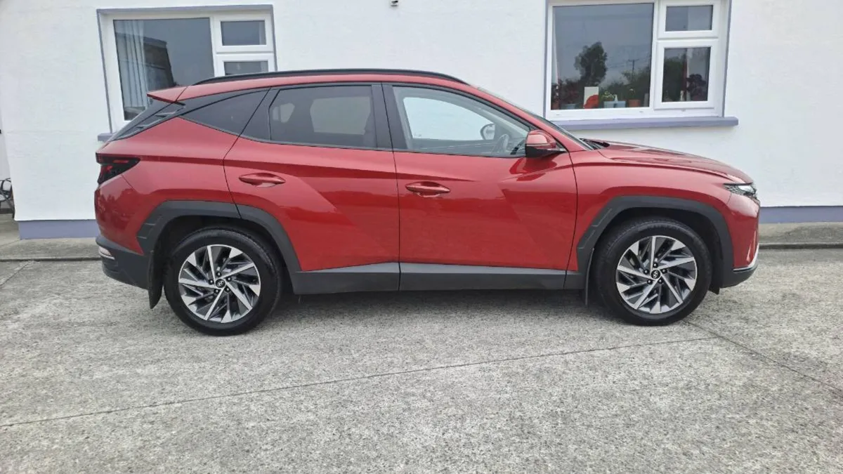 2021 Hyundai Tuscon Executive ~Like New~Serviced~ - Image 6