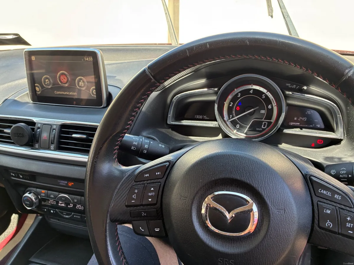 Mazda 3 2014 2.2D GT - Low Miles ! With bike rack - Image 5