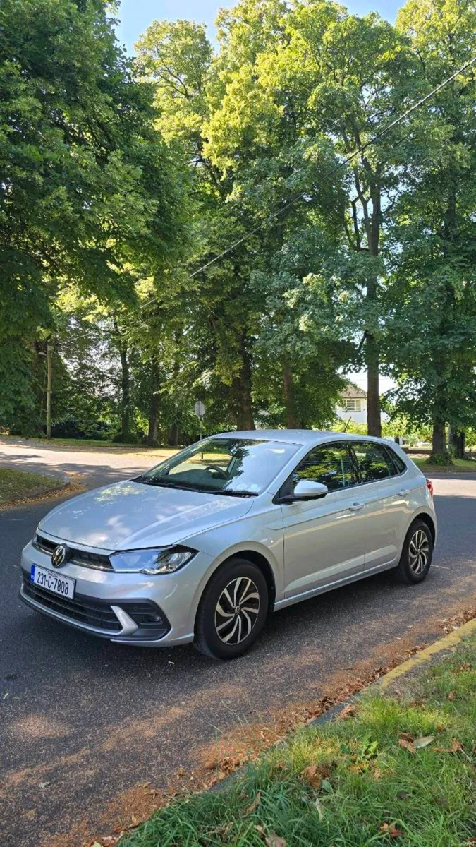 VW Polo 1.0L (95bhp) - Image 3