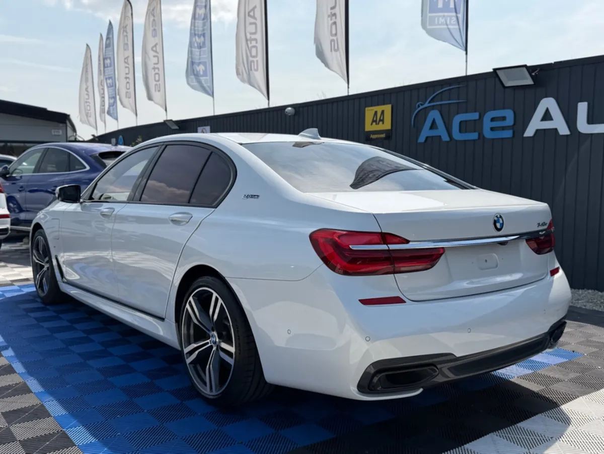 BMW 7-Series 740E M-SPORT PREMIUM - 2.0L PETROL HY - Image 6