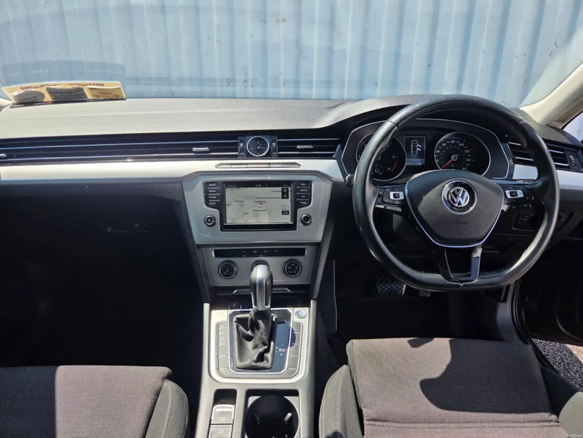 Volkswagen Passat 2.0 TDI SE BUSINESS BLUEMOTION 1 - Image 6