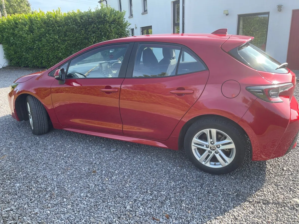 Toyota Corolla - Image 2