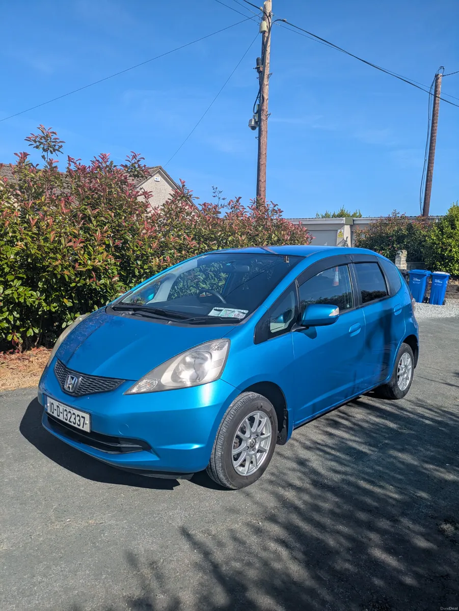 2010 Honda Fit 1.3 Automatic - Image 3