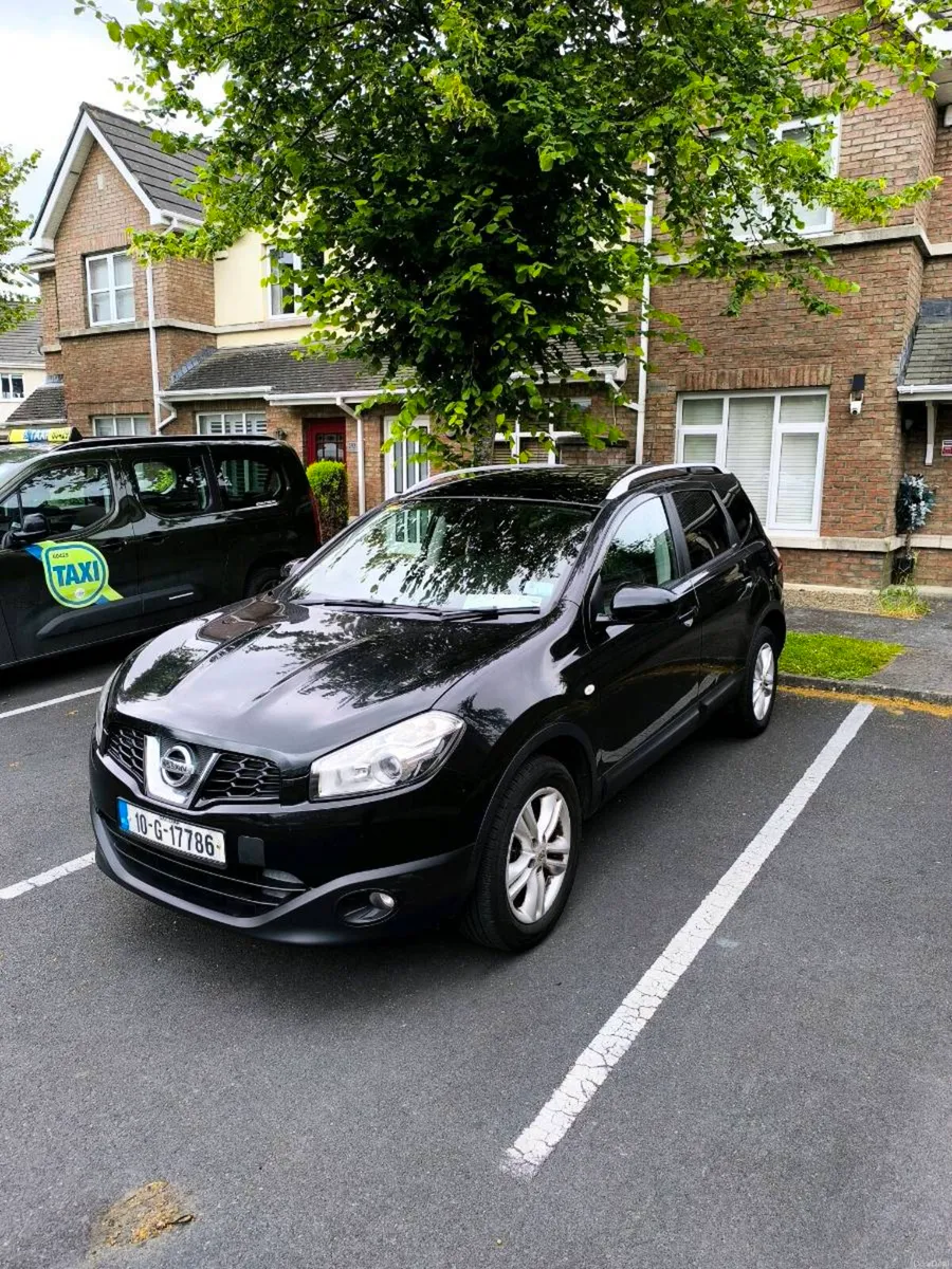 Nissan Qashqai+2 - Image 1