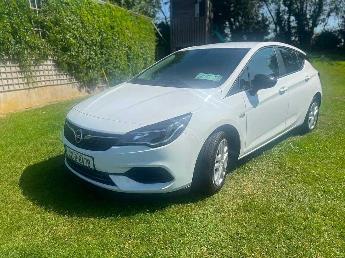 Opel Astra  1.5 2022 - Image 3