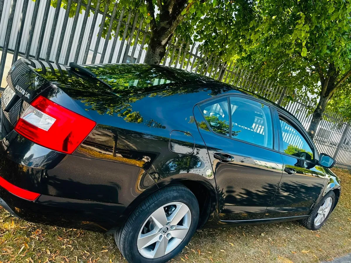 2016 Skoda Octavia Ambition 1.6 TDI  - Automatic - Image 5