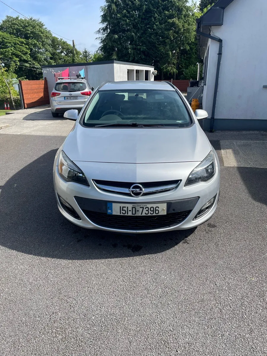 Opel Astra (Needs engine) - Image 5
