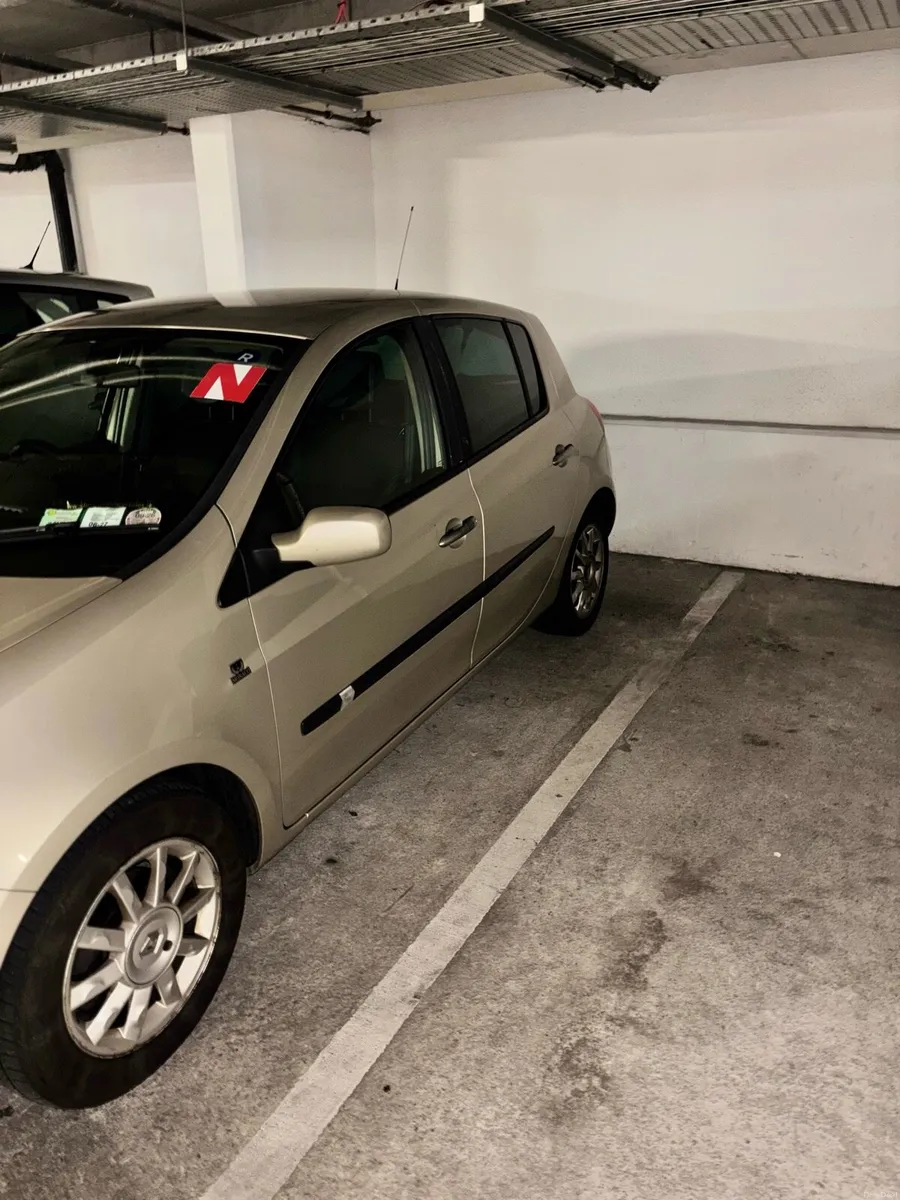 Car for sale - Image 4