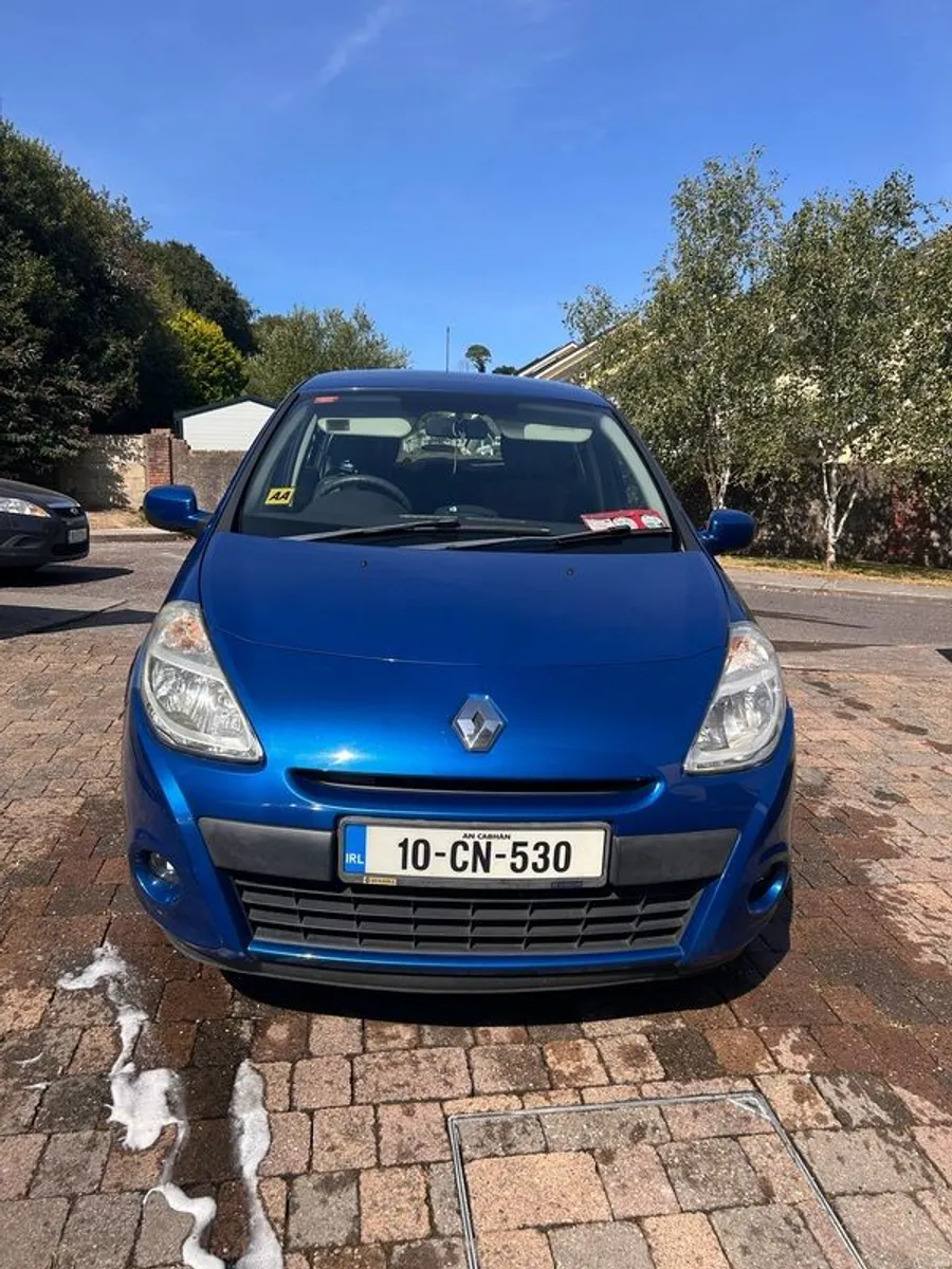 2010 Renault Clio 1.5 diesel - Image 1