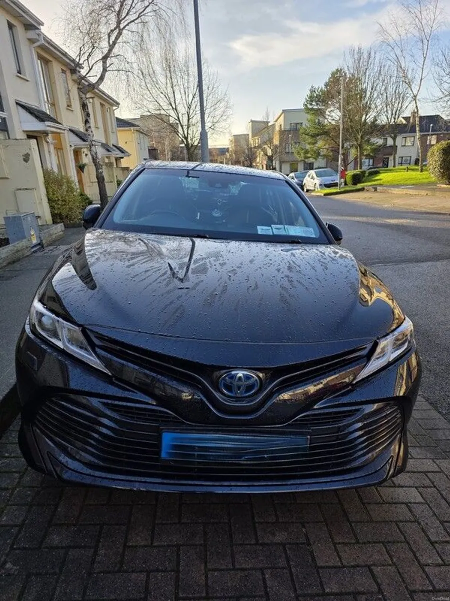 2019 Toyota Camry - Image 2