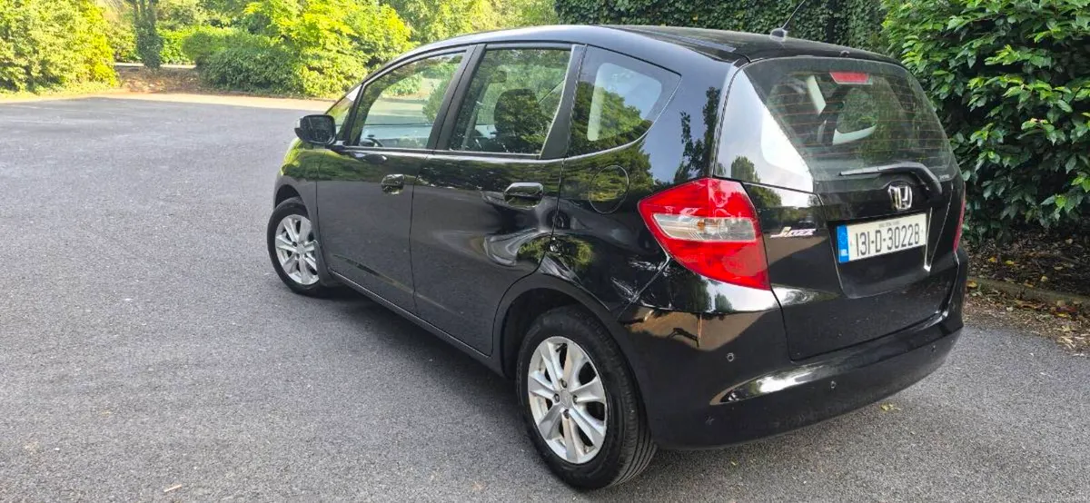 2013 HONDA JAZZ 1.3 i-VTEX.automatic.NEW NCT10/27. - Image 4
