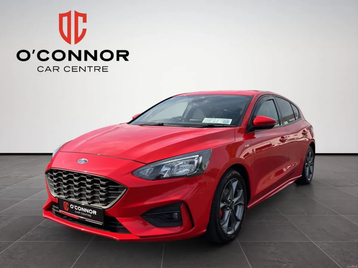 Ford Focus St-line 5D 1.5TD120 S6.2 M6 4D - Image 1