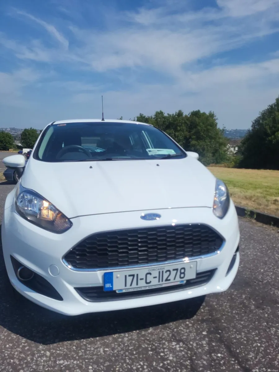 Ford Fiesta 2017 1.2 lt - Image 5