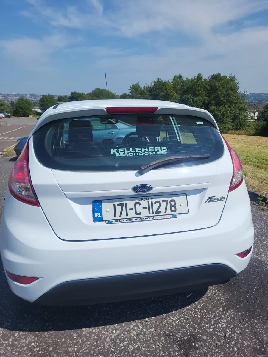 Ford Fiesta 2017 - Image 2