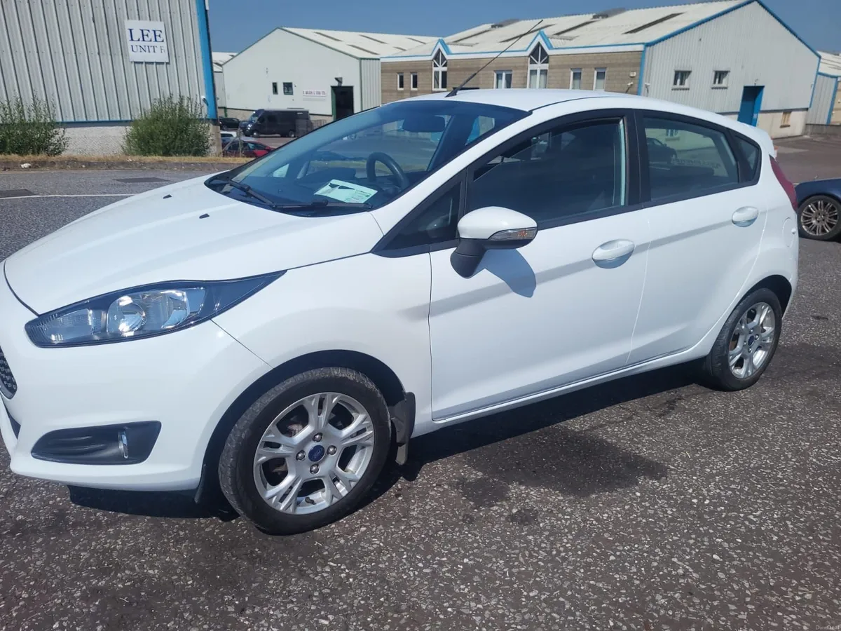 Ford Fiesta 2017 - Image 1