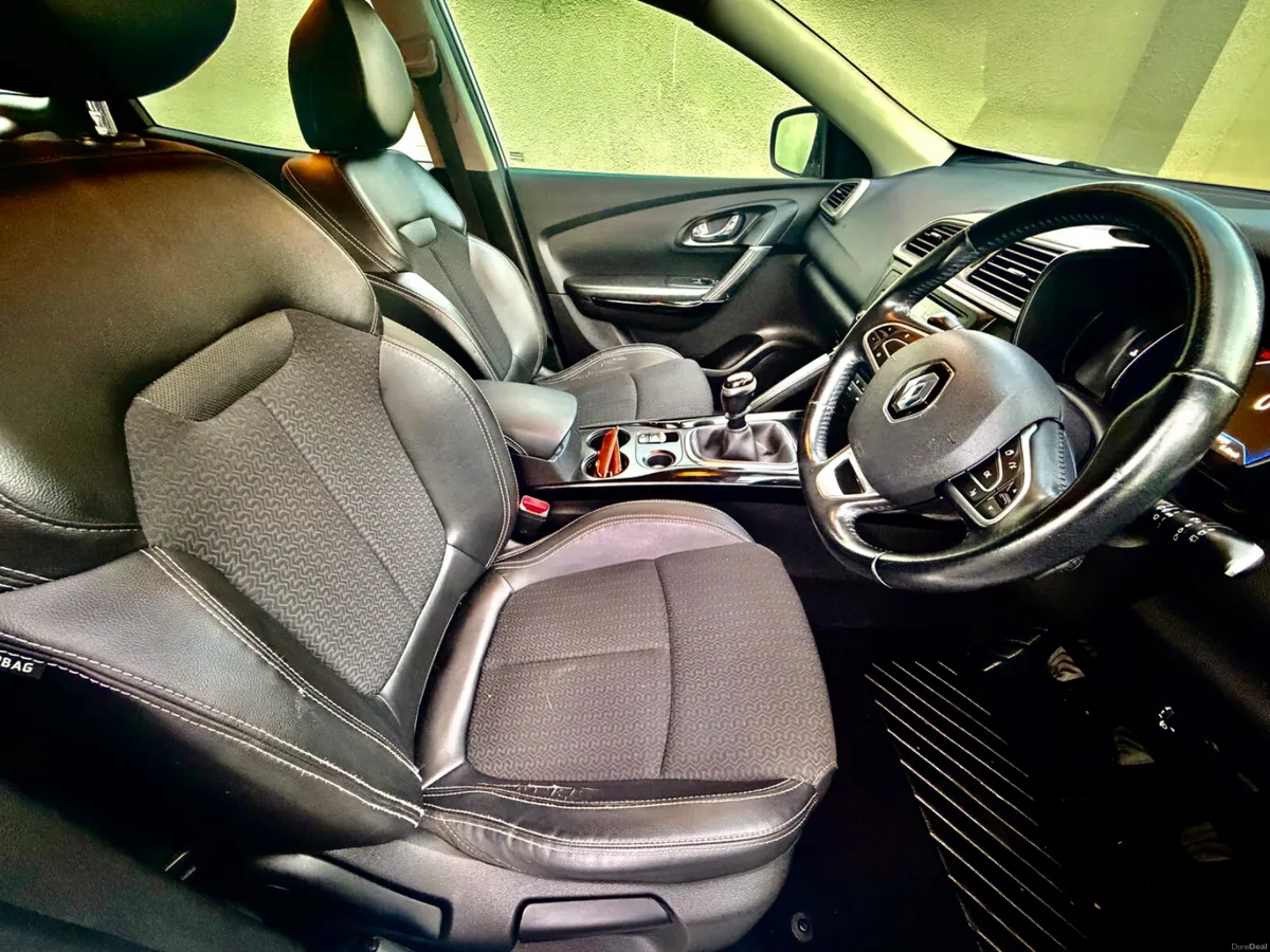 Renault Kadjar 2018 s nav in stunning condition - Image 5