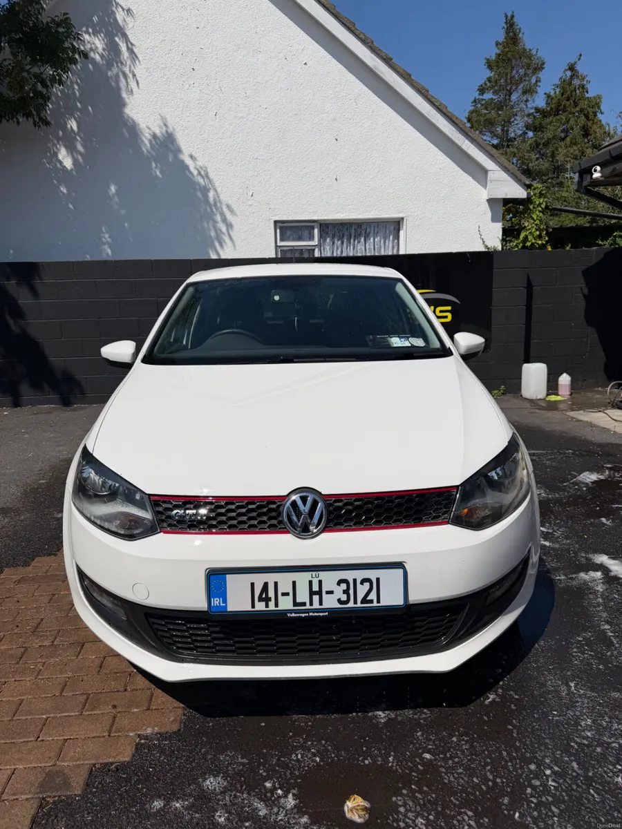 Volkswagen Polo 2014 - Image 2