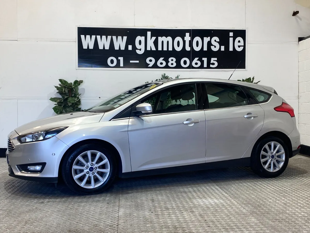 Ford Focus 2017////FINANCE AVAILABLE//// - Image 2