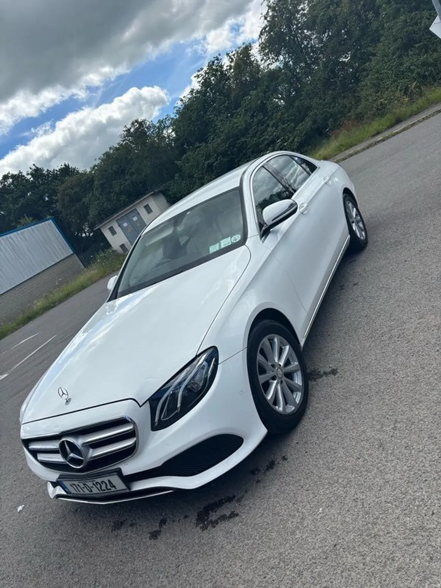 2017 Mercedes-benz E-class - Image 3