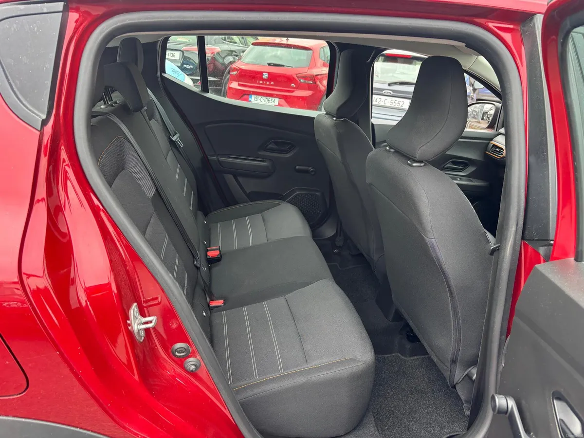 Dacia Sandero Stepway 2022  PETROL - Image 6