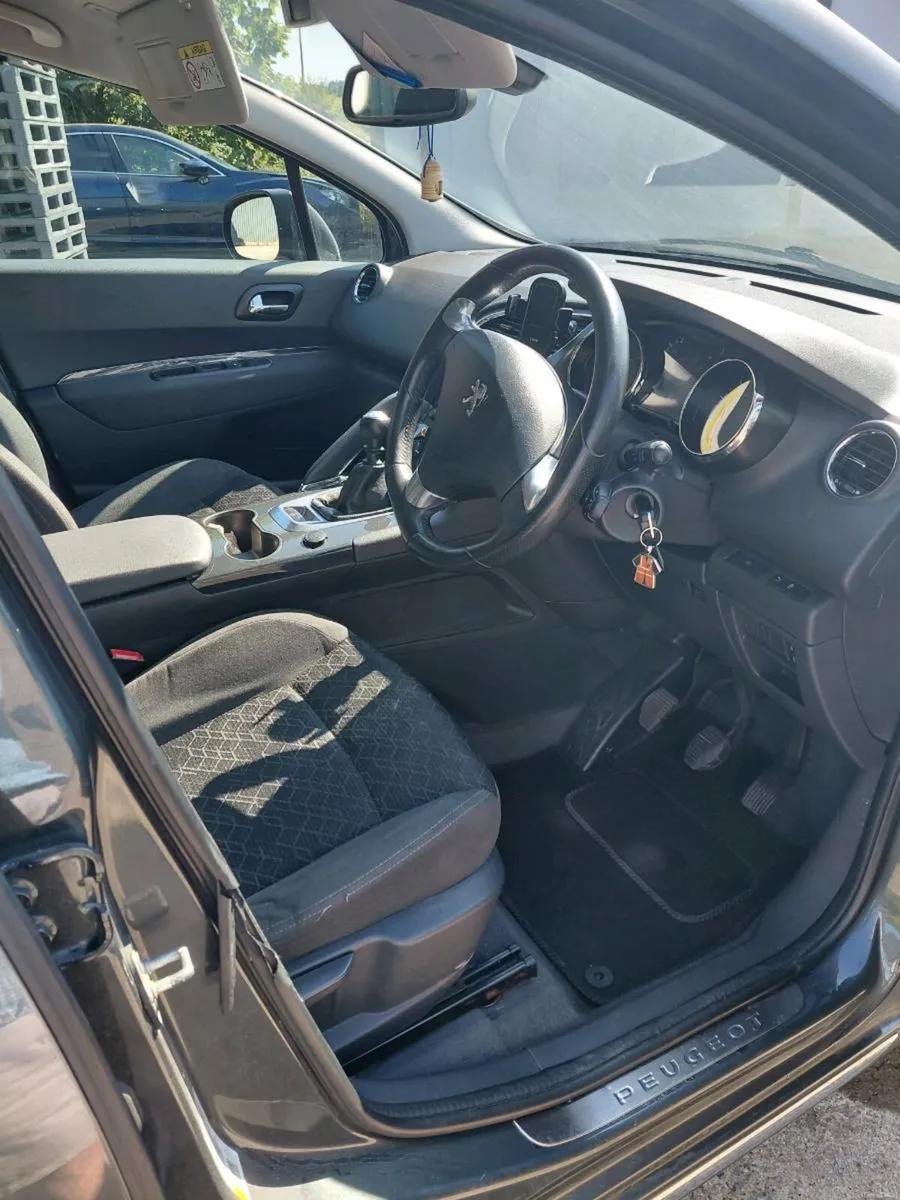 2016 Peugeot 3008 - Image 3