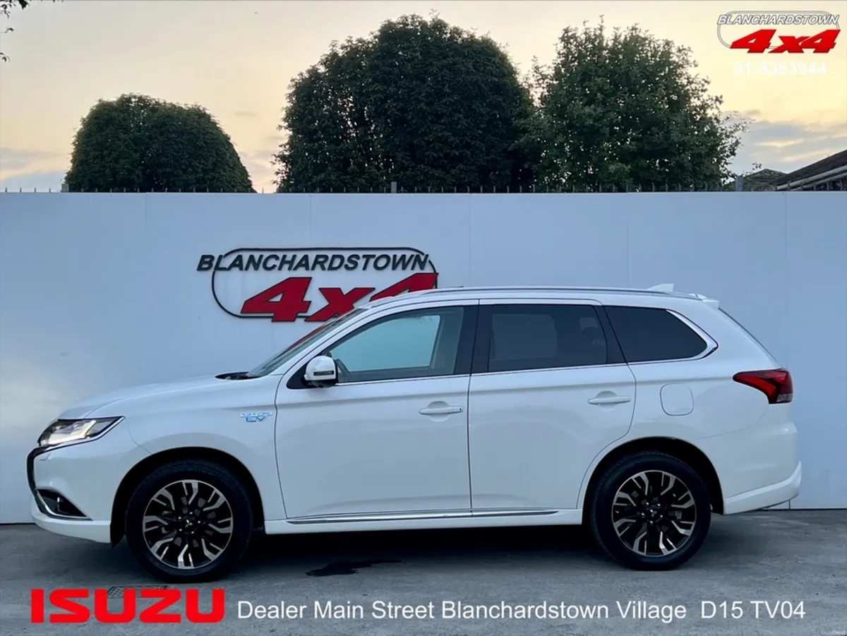 Mitsubishi Outlander 2.0 PHEV 200BHP 5DR AUTO SUNR - Image 3