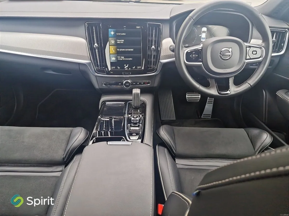Volvo S90 T8 R-Design Plug In Hybrid - Image 4