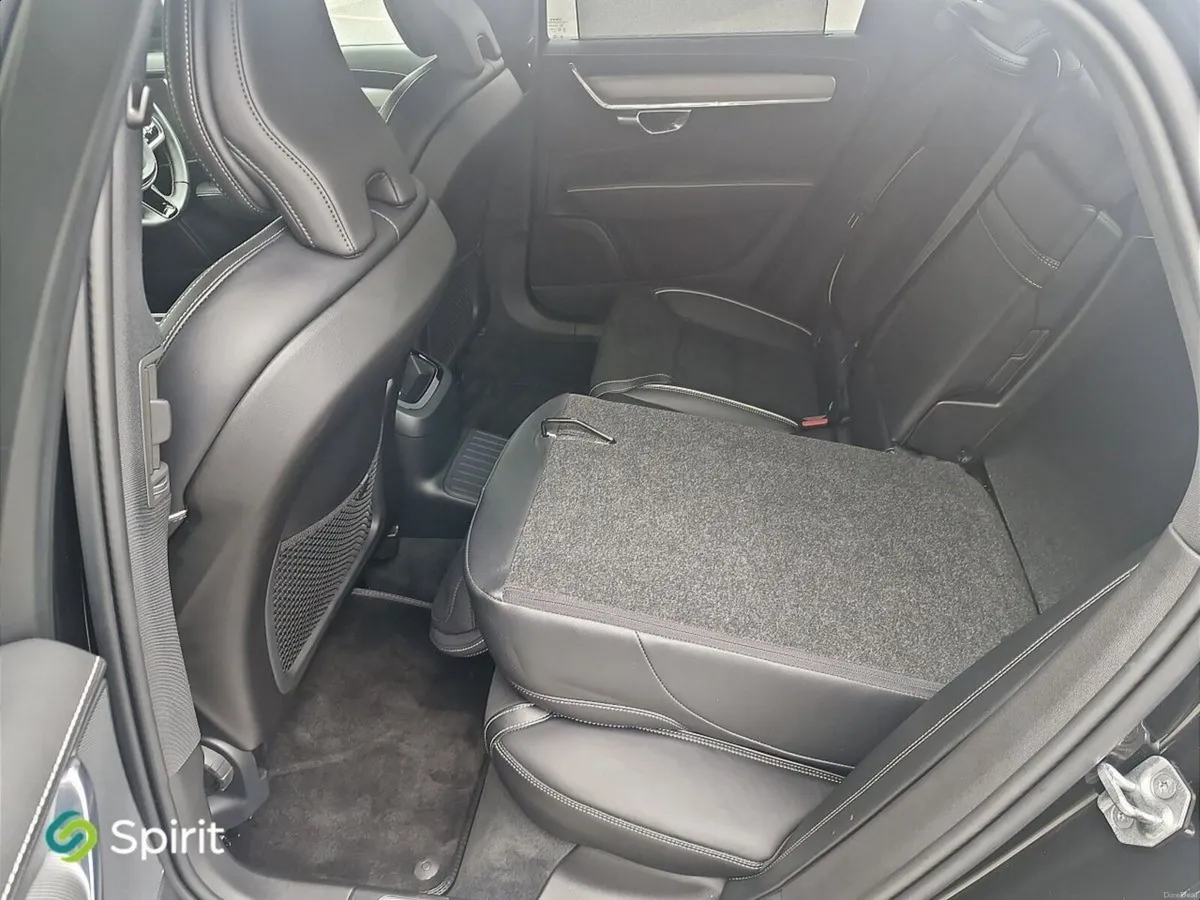 Volvo S90 T8 R-Design Plug In Hybrid - Image 5