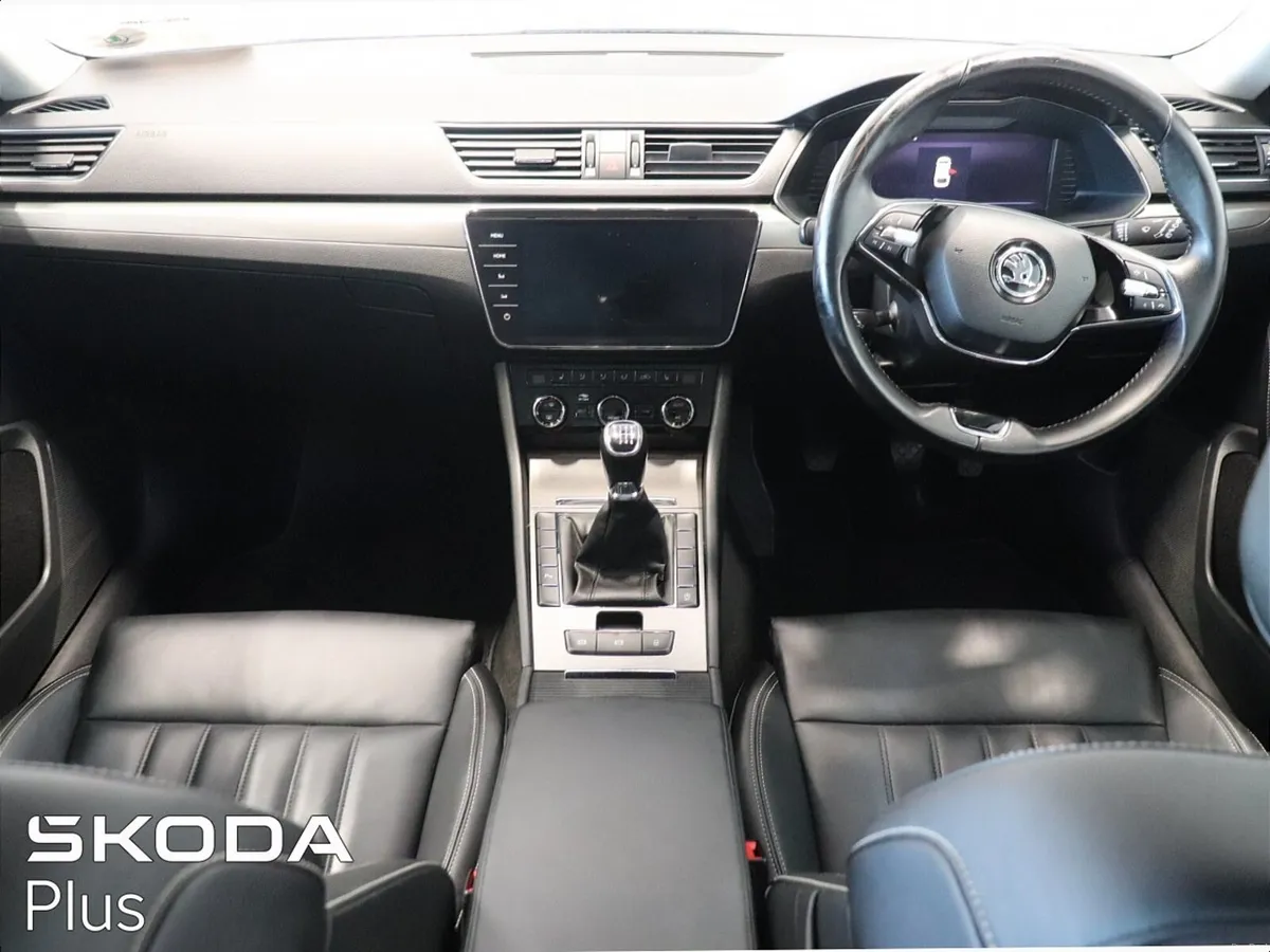 Skoda Superb COMBI 2.0 TDI 150 BHP STYLE - Image 2