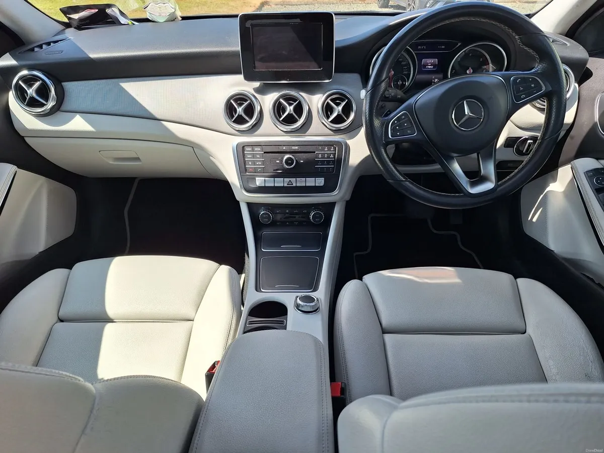 Mercedes-Benz GLA 2018 - Image 4