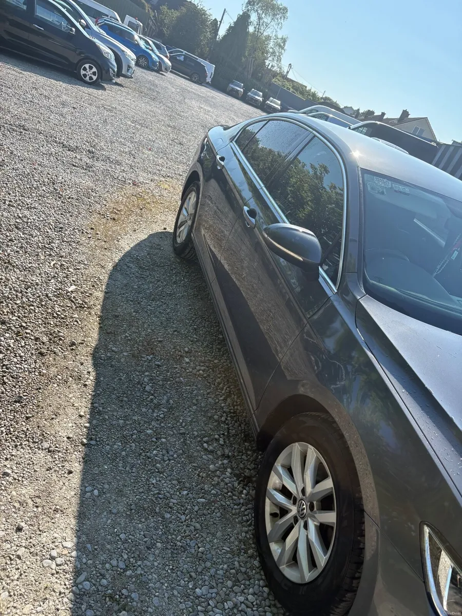 Volkswagen Passat 2016 - Image 4