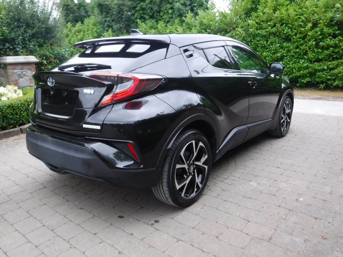 TOYOTA C-HR 1.8 AUTO HYBRID G-LTD ANDROID+CARPLAY - Image 3
